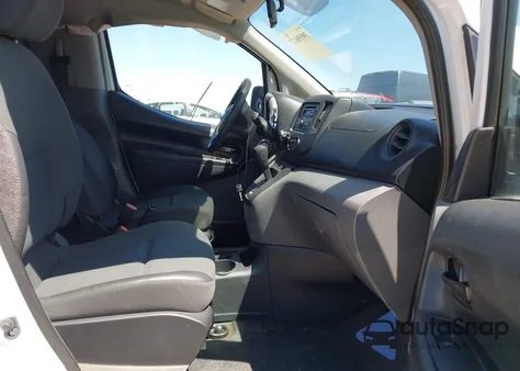 2015 Nissan Nv200 S z USA, uszkodzony, nr VIN 3N6CM0KN1FK714907